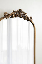 Arendahl Traditional Arch Mirror with Shelf