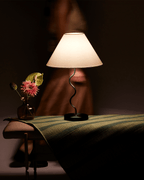 Squiggle Table Lamp